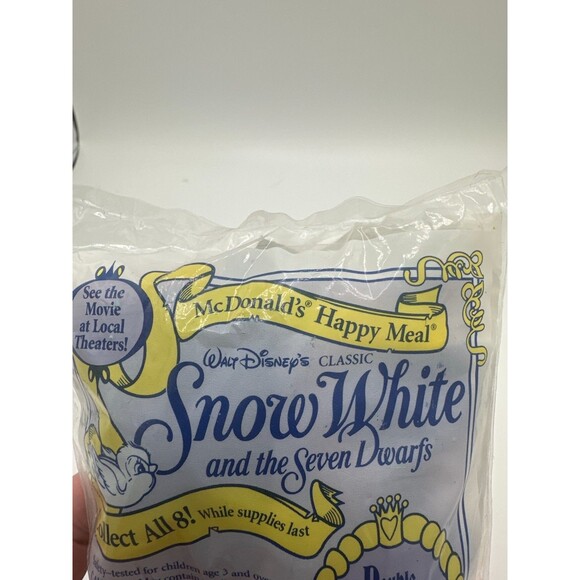1992 McDonald’s Snow White Queen/Witch Happy Meal Toy – Sealed - Picture 6 of 10